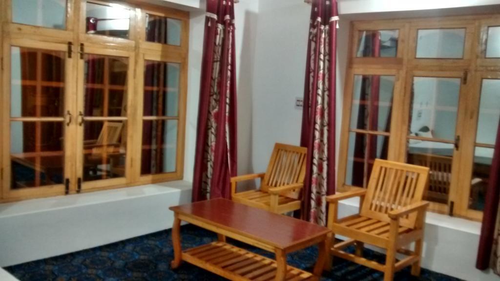 Ldumra Oasis Hotel Hundar Eksteriør billede
